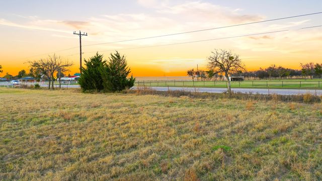 1826 Fm 731, Burleson, TX 76028