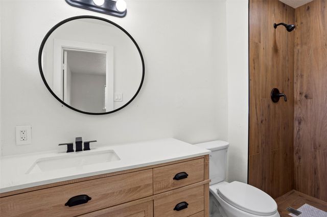 5330 Royal Oak Drive, Texas City, TX 77591