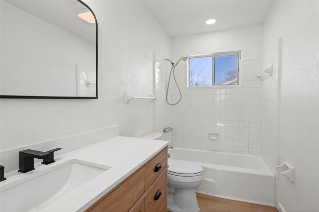 5330 Royal Oak Drive, Texas City, TX 77591