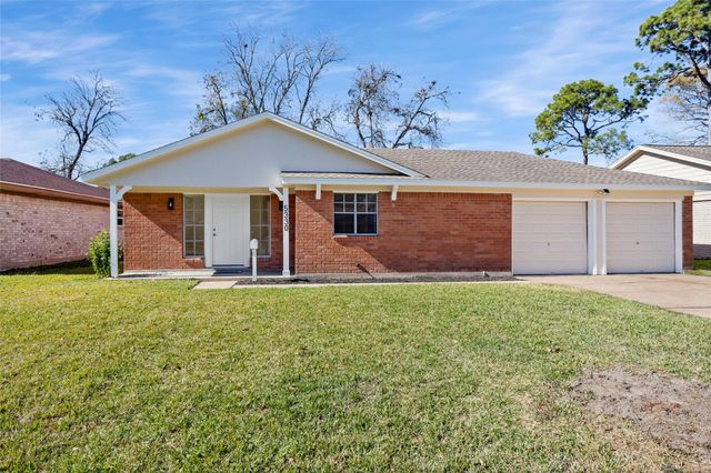 5330 Royal Oak Drive, Texas City, TX 77591