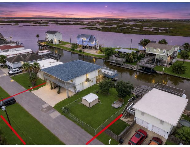 113 Bayou Vista Drive, Hitchcock, TX 77563