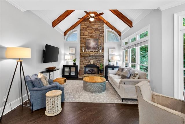 800 E Shore Drive, Canton, GA 30114