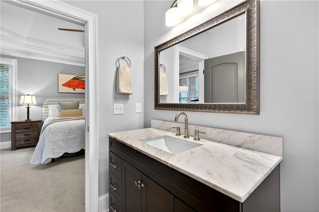 800 E Shore Drive, Canton, GA 30114