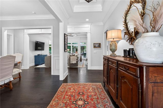 800 E Shore Drive, Canton, GA 30114