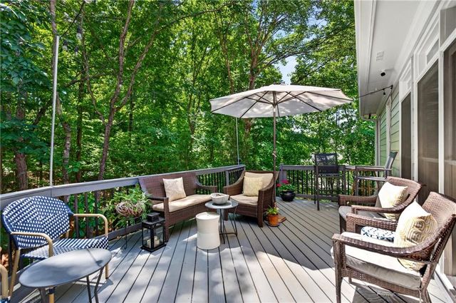 800 E Shore Drive, Canton, GA 30114