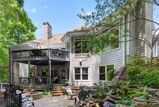 800 E Shore Drive, Canton, GA 30114