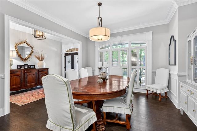 800 E Shore Drive, Canton, GA 30114