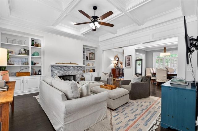 800 E Shore Drive, Canton, GA 30114
