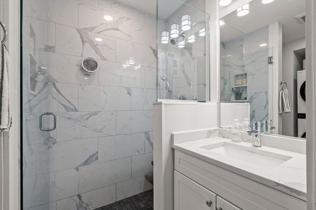 44 Boutwell St 1, Boston, MA 02122