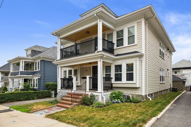 44 Boutwell St 1, Boston, MA 02122