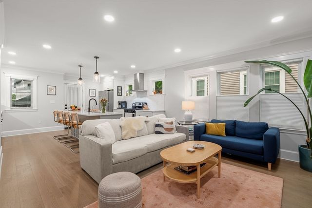 44 Boutwell St 1, Boston, MA 02122