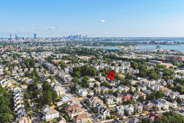 44 Boutwell St 1, Boston, MA 02122