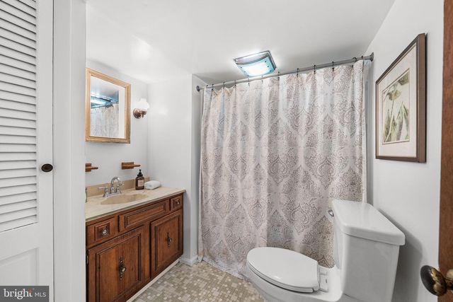 7420 TILLMAN DR, Falls Church, VA 22043