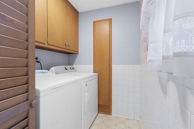 907 ERNST DRIVE, Green Bay, WI 54304