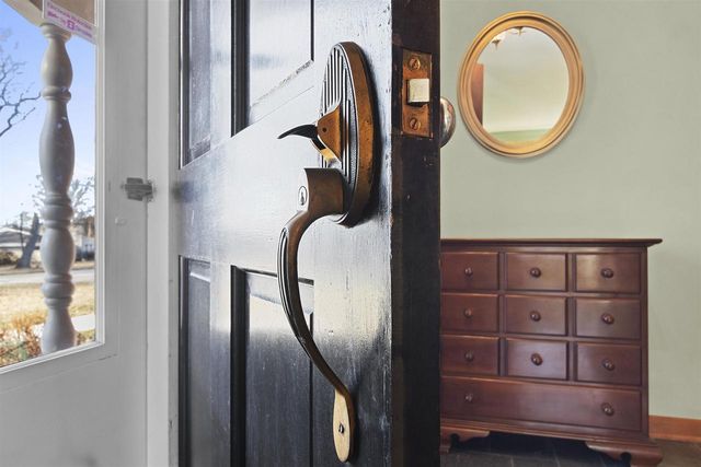 907 ERNST DRIVE, Green Bay, WI 54304