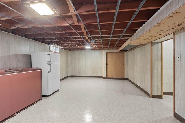 907 ERNST DRIVE, Green Bay, WI 54304