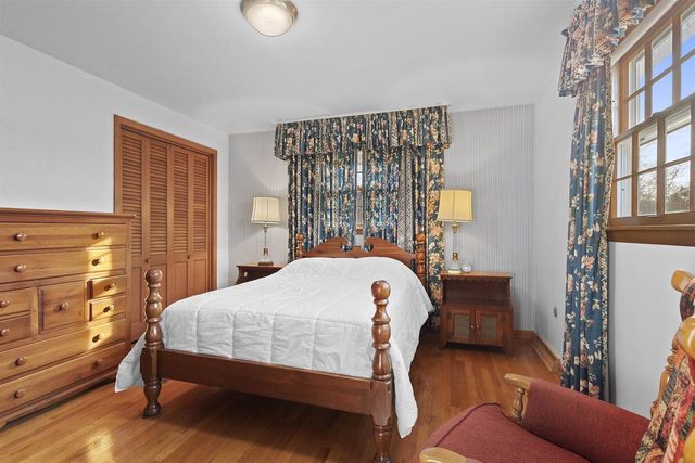 907 ERNST DRIVE, Green Bay, WI 54304