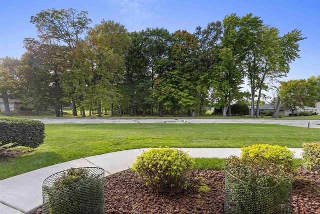 907 ERNST DRIVE, Green Bay, WI 54304