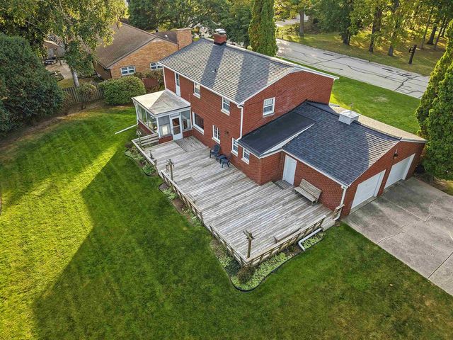 907 ERNST DRIVE, Green Bay, WI 54304