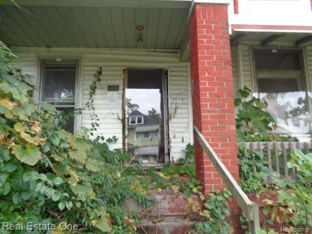 2971 Seyburn Street, Detroit, MI 48214