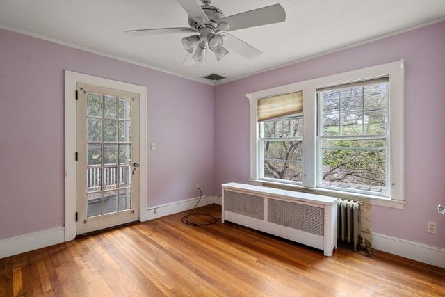 10 Stoneleigh Cir, Watertown, MA 02472