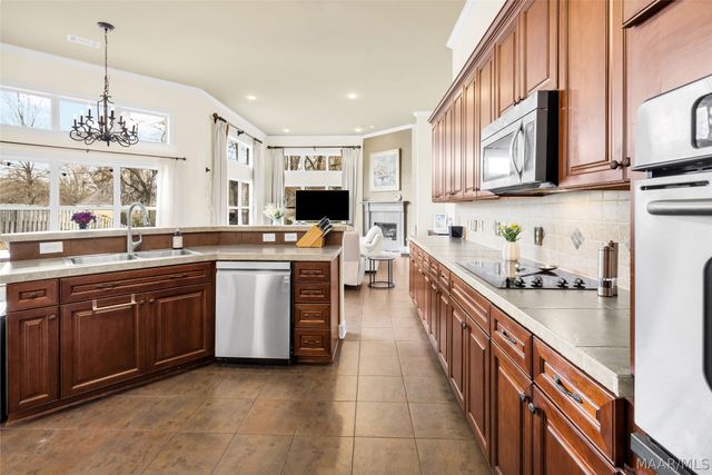 8725 MARSH RIDGE Drive, Montgomery, AL 36117