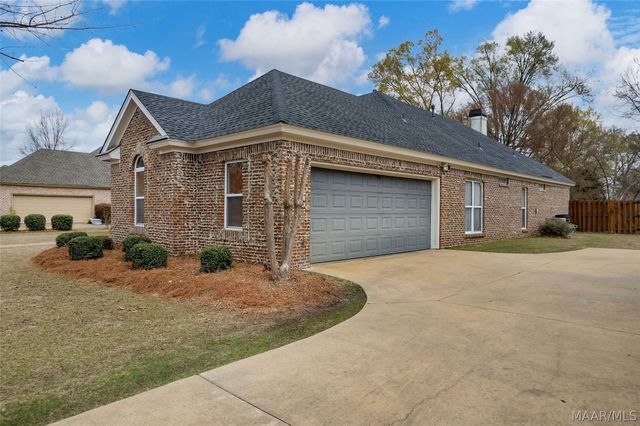 8725 MARSH RIDGE Drive, Montgomery, AL 36117
