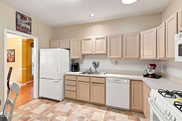 405 Harrier Drive 405, Monroe Twp, NJ 08831