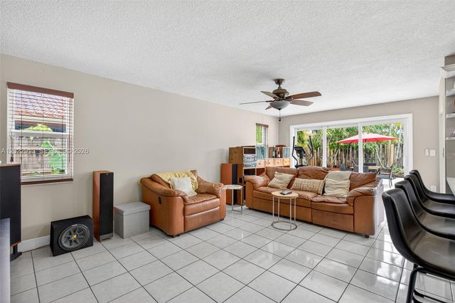 15596 SW 110th Ter, Miami, FL 33196