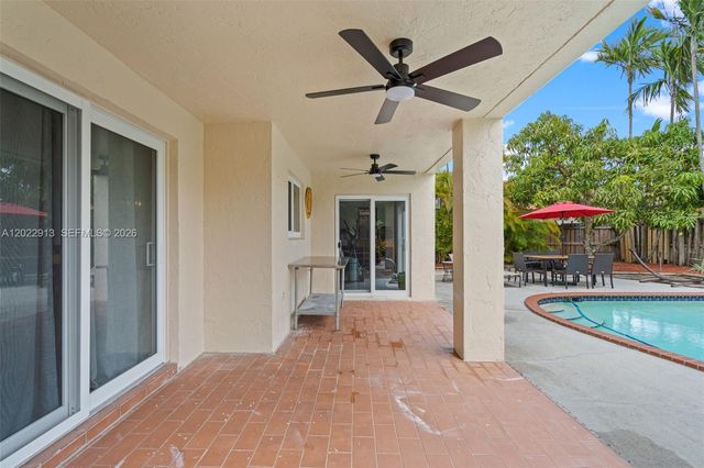 15596 SW 110th Ter, Miami, FL 33196