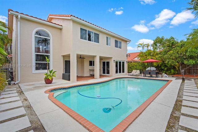 15596 SW 110th Ter, Miami, FL 33196