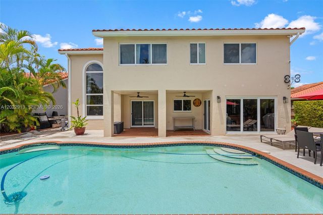 15596 SW 110th Ter, Miami, FL 33196