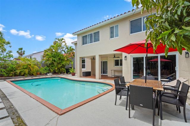 15596 SW 110th Ter, Miami, FL 33196