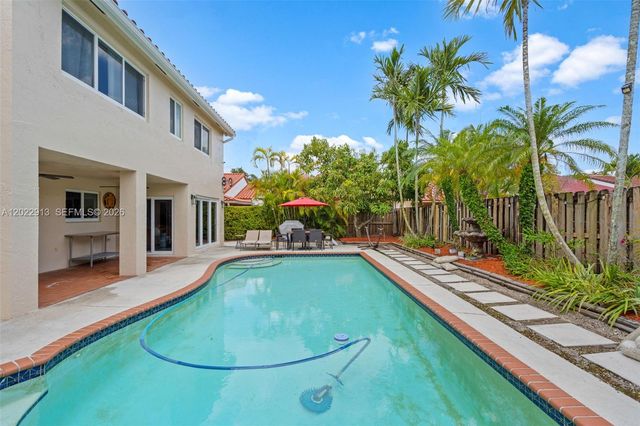 15596 SW 110th Ter, Miami, FL 33196