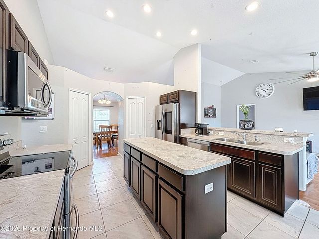 13046 Kildeer Road, Spring Hill, FL 34613
