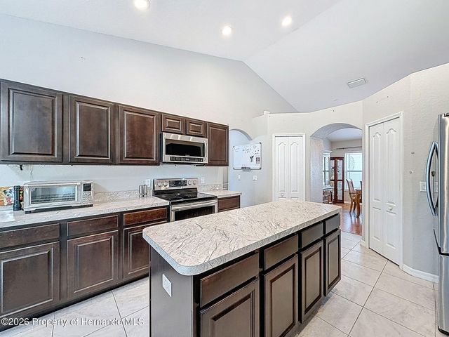 13046 Kildeer Road, Spring Hill, FL 34613