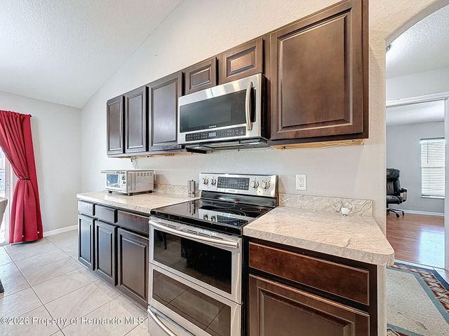 13046 Kildeer Road, Spring Hill, FL 34613