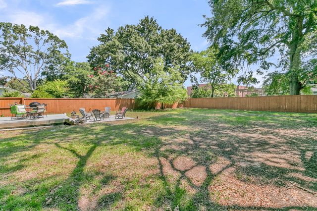 934 Yorktown Drive, Charleston, SC 29412