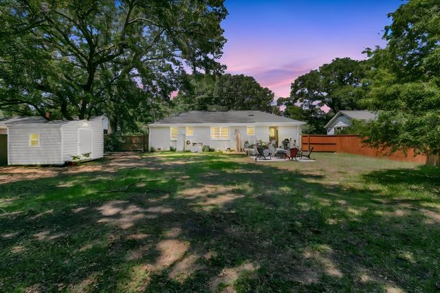 934 Yorktown Drive, Charleston, SC 29412