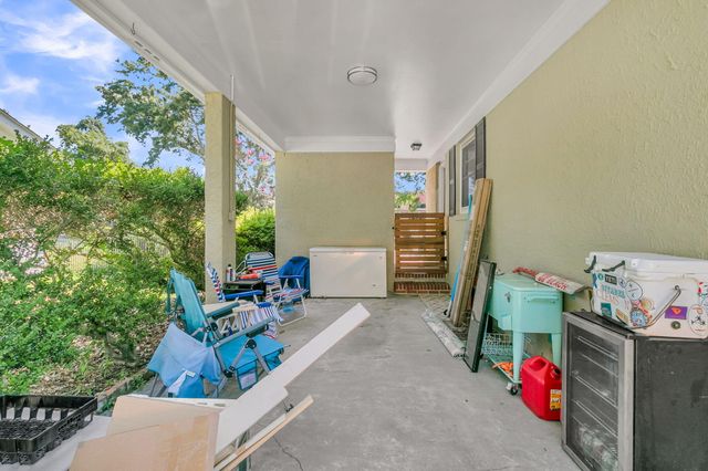 934 Yorktown Drive, Charleston, SC 29412