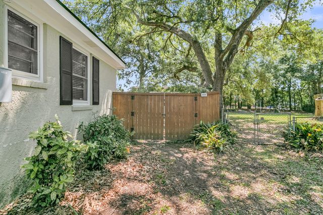 934 Yorktown Drive, Charleston, SC 29412