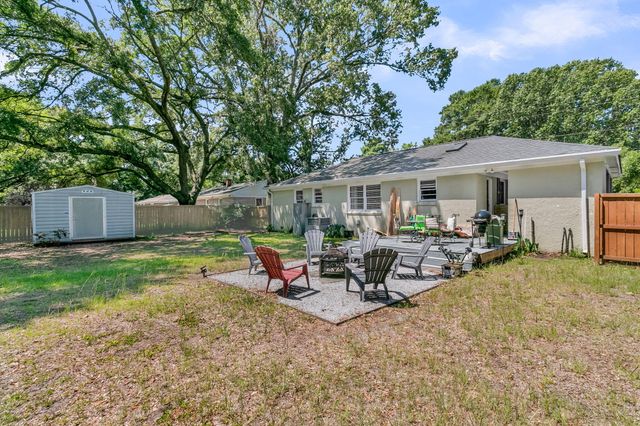 934 Yorktown Drive, Charleston, SC 29412