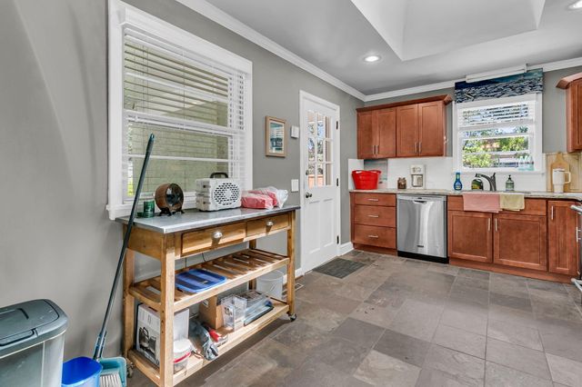 934 Yorktown Drive, Charleston, SC 29412