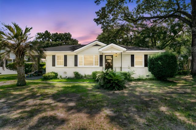 934 Yorktown Drive, Charleston, SC 29412
