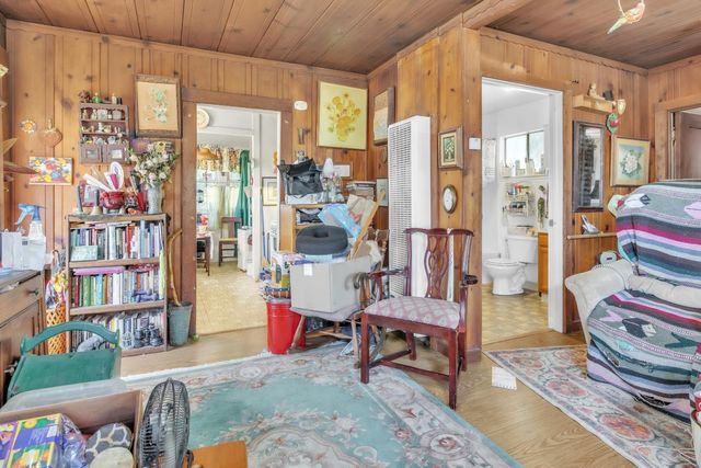 451 Cleveland Ave, Sacramento, CA 95833