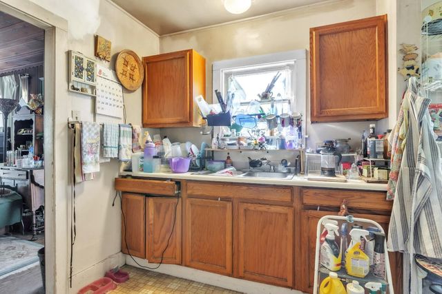 451 Cleveland Ave, Sacramento, CA 95833