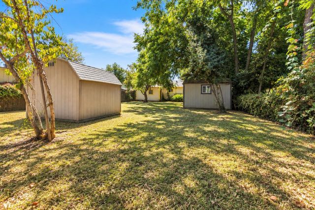451 Cleveland Ave, Sacramento, CA 95833