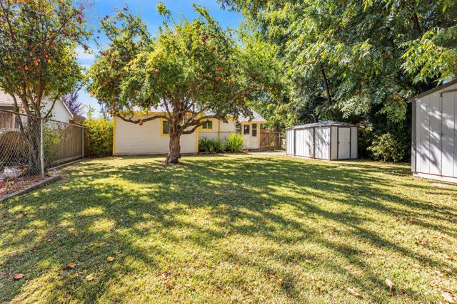 451 Cleveland Ave, Sacramento, CA 95833