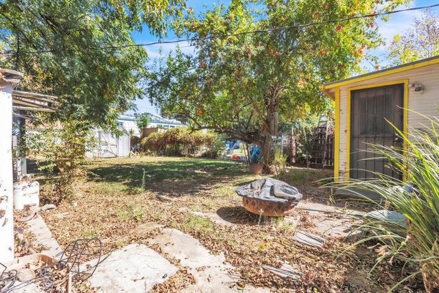 451 Cleveland Ave, Sacramento, CA 95833