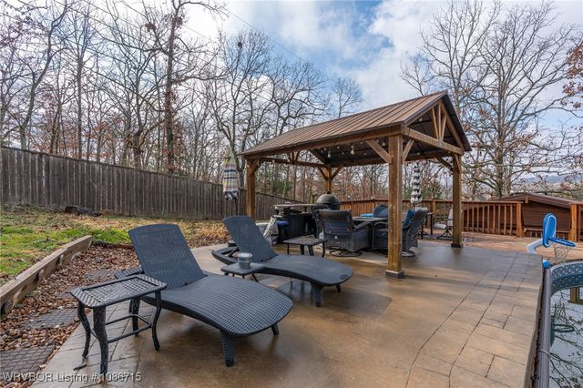 1222 Brookside Drive, Greenwood, AR 72936